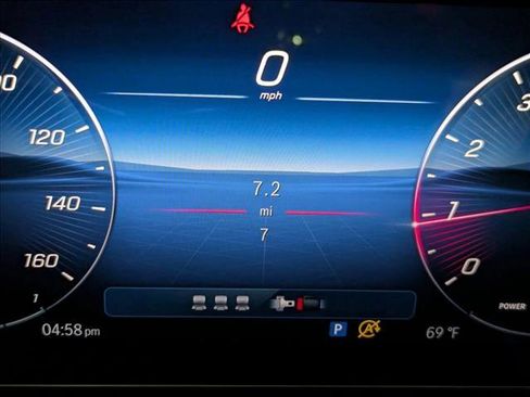 New 2026 Mercedes-Benz GLC 300 image 10