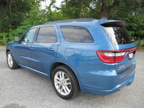 Used 2024 Dodge Durango GT RWD image 5