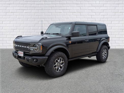 Used 2025 Ford Bronco Badlands AWD/4WD image 1