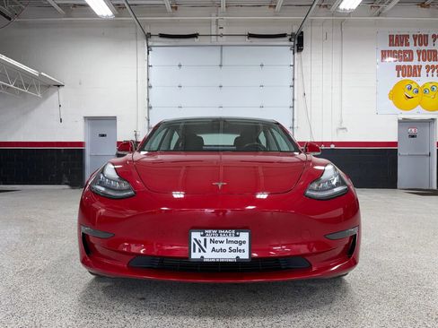 Used 2018 Tesla Model 3 Mid Range image 11