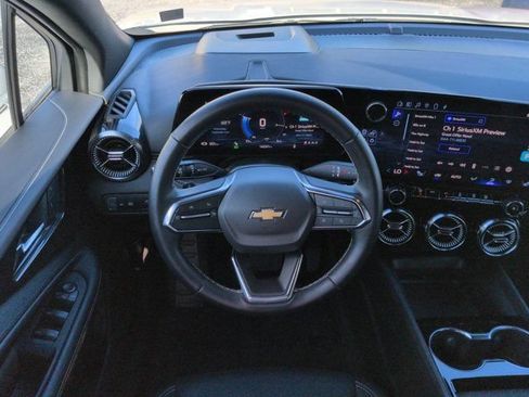 Used 2024 Chevrolet Blazer EV LT AWD/4WD image 16