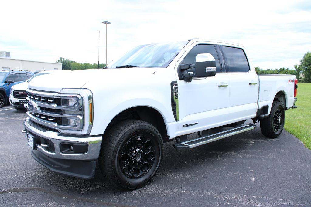 Used 2024 Ford F350 Lariat w/ Chrome Package AWD/4WD image 3