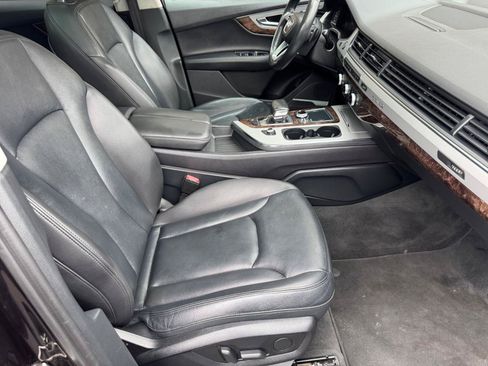 Used 2018 Audi Q7 2.0T Premium Plus w/ Premium Plus Package AWD/4WD image 14
