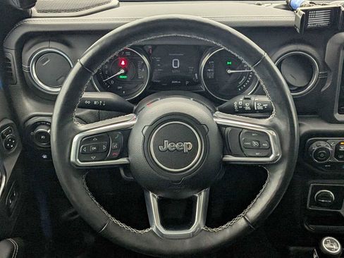 Used 2023 Jeep Wrangler Sahara w/ Cold Weather Group image 22