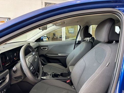 Used 2025 Kia K4 FWD image 28