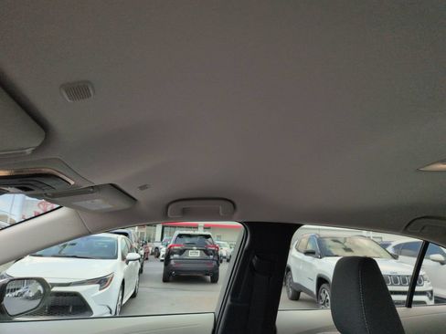 Used 2024 Toyota Corolla LE FWD image 21