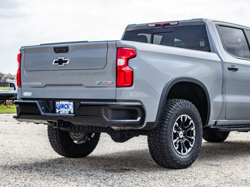 Used 2024 Chevrolet Silverado 1500 ZR2 AWD/4WD image 21