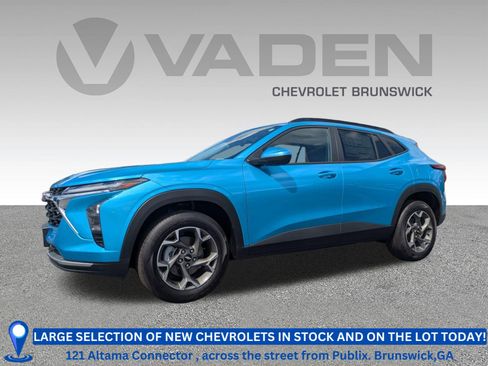 New 2026 Chevrolet Trax LT w/ Driver Confidence Package FWD image 1