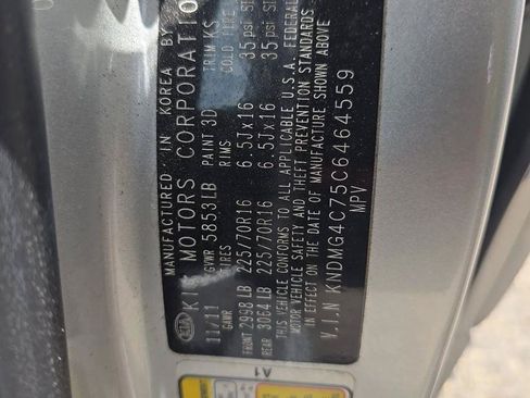 Used 2012 Kia Sedona LX w/ PWR Pkg FWD image 22