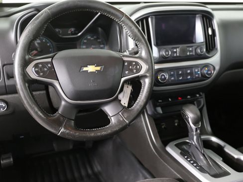 Certified 2022 Chevrolet Colorado LT w/ Fleet Safety Package image 12