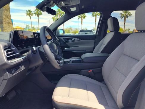 New 2026 Chevrolet Traverse LT FWD image 5