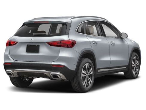 New 2026 Mercedes-Benz GLA 250 4MATIC image 14
