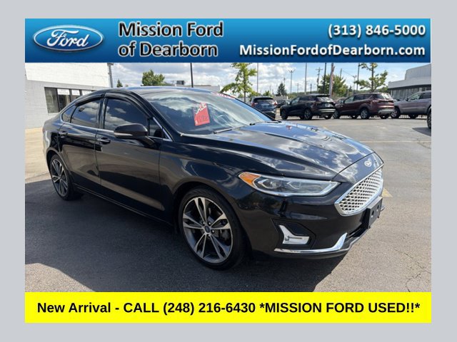 Used 2019 Ford Fusion Titanium FWD image 1
