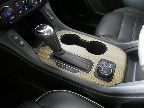 Used 2018 GMC Acadia Denali w/ Technology Package image 24