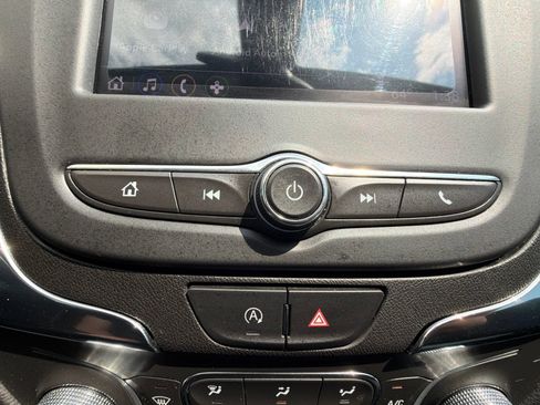 Used 2022 Chevrolet Equinox LT AWD/4WD image 20