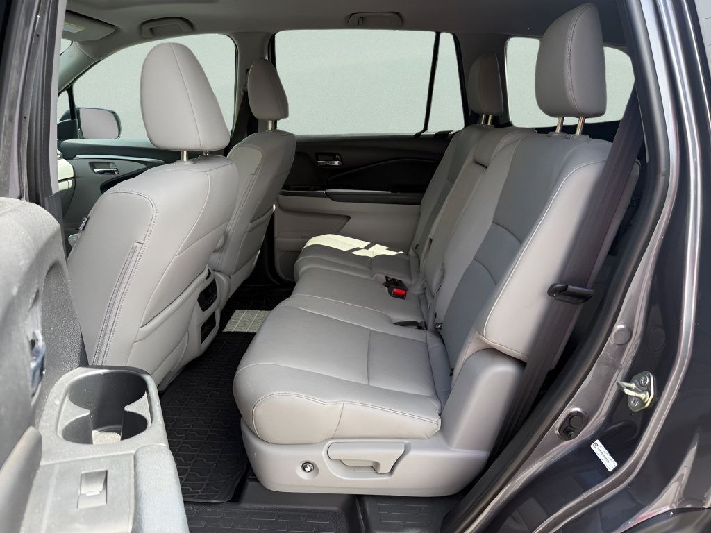 Used 2016 Honda Pilot EX-L image 11