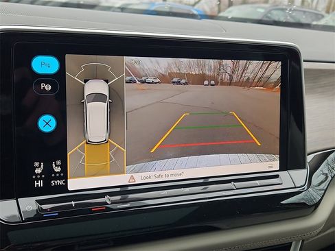 New 2025 Volkswagen Atlas SEL Premium R-Line image 8