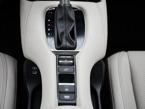 New 2026 Honda HR-V EX-L image 22