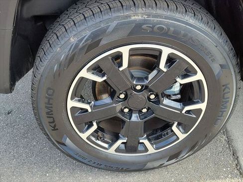 Certified 2023 Jeep Renegade Trailhawk AWD/4WD image 22