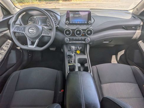 Used 2025 Nissan Sentra SV FWD image 13
