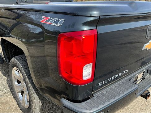Used 2017 Chevrolet Silverado 1500 LTZ Z71 w/ LTZ Plus Package AWD/4WD image 22