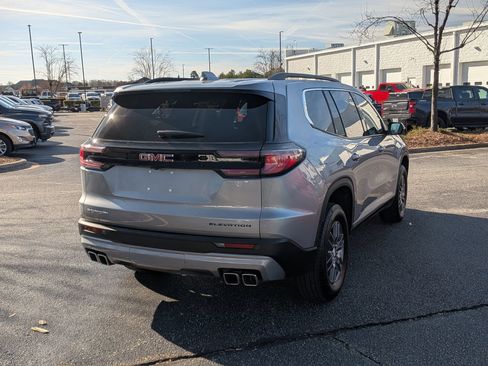 Certified 2025 GMC Acadia Elevation image 9