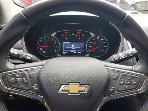 Used 2020 Chevrolet Equinox LT w/ Sport Edition image 21
