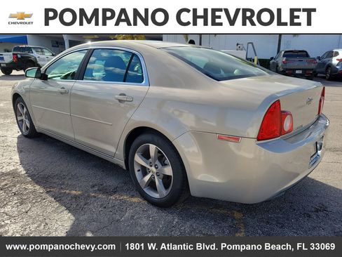 Used 2011 Chevrolet Malibu LT image 5
