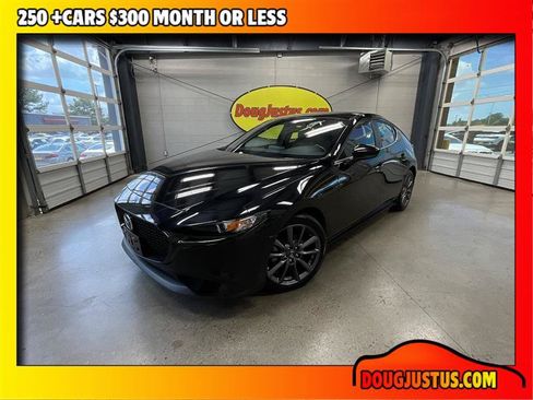 Used 2022 MAZDA MAZDA3 s FWD image 1
