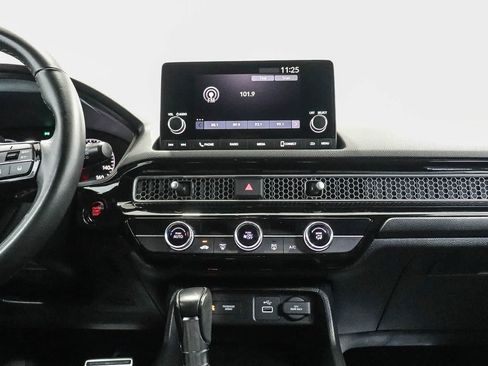 Used 2023 Honda Civic Sport image 13