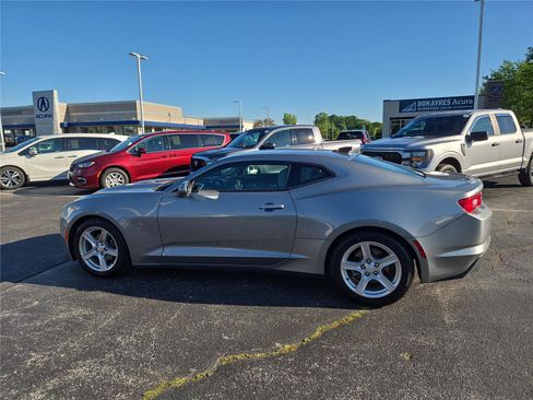 Used 2023 Chevrolet Camaro LT RWD image 26