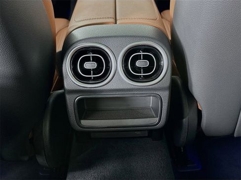 Certified 2023 Mercedes-Benz C 300 4MATIC Sedan image 24