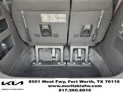 New 2026 Kia Carnival FWD image 21