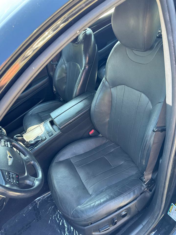 Used 2015 Hyundai Genesis 3.8 RWD image 12