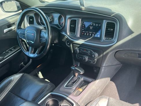 Used 2021 Dodge Charger SXT w/ Leather Interior Group image 19