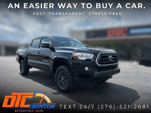 Used 2022 Toyota Tacoma SR5 w/ Technology Package RWD image 1