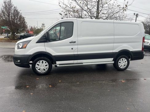 Used 2024 Ford Transit 250 Low Roof w/ Exterior Upgrade Package image 8
