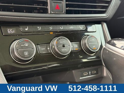 Used 2023 Volkswagen Jetta SEL FWD image 14