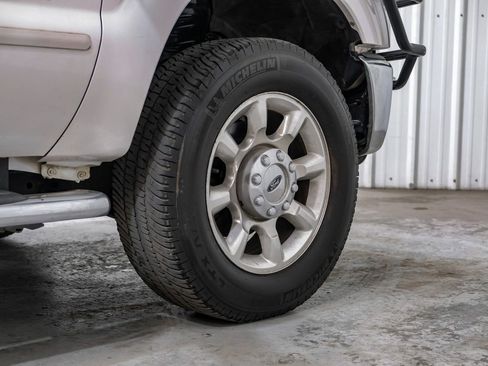 Used 2016 Ford F250 Lariat w/ Lariat Interior Package image 57