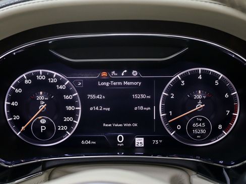 Used 2020 Bentley Continental GT V8 AWD/4WD image 32