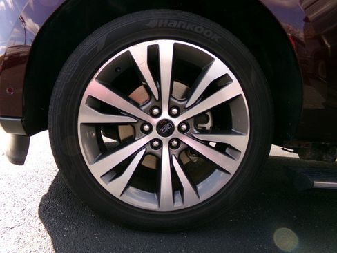 Used 2020 Ford Expedition Limited w/ Equipment Group 302A image 31