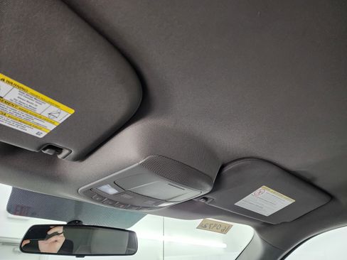 Used 2018 Ford F250 XLT image 12