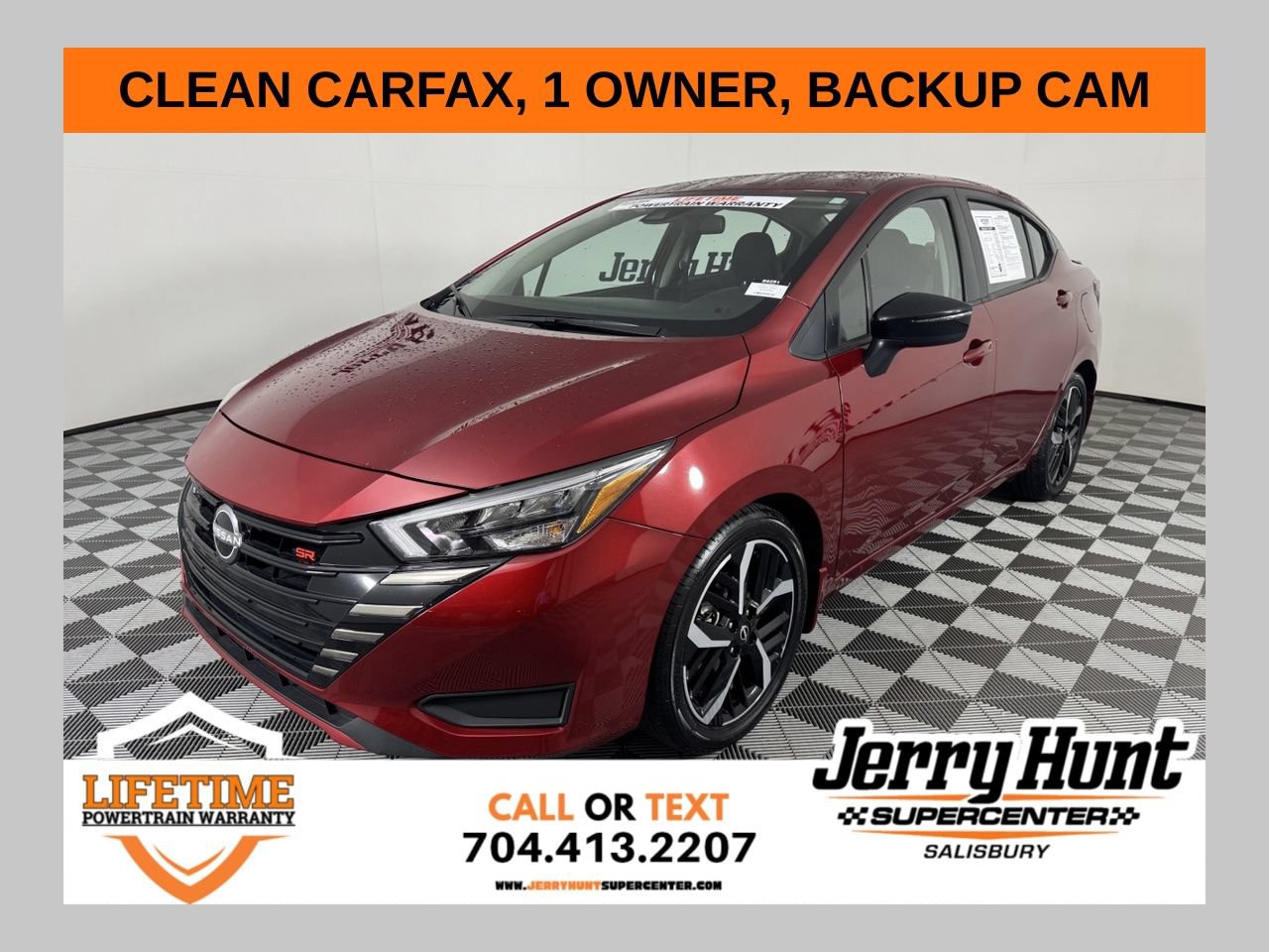 Used 2025 Nissan Versa SR w/ Trunk Package FWD image 1