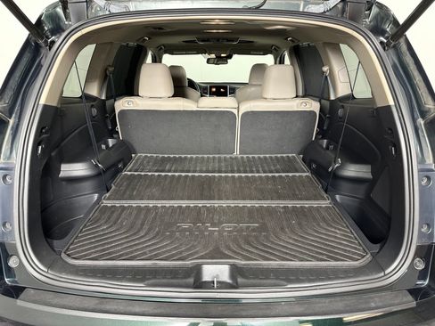 Used 2017 Honda Pilot Touring image 28