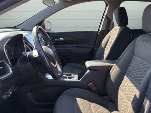 Used 2019 Chevrolet Equinox LT w/ Sun & Navigation Package image 20