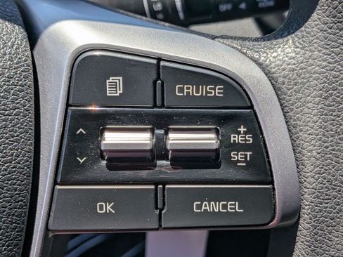 Used 2019 Kia Sorento AWD V6 image 17
