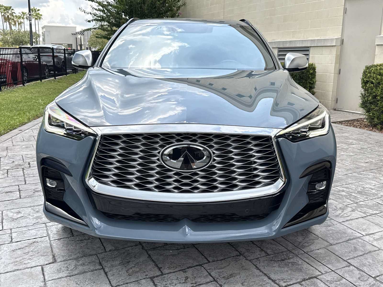 Certified 2025 INFINITI QX55 Essential w/ Accent Package AWD/4WD image 9