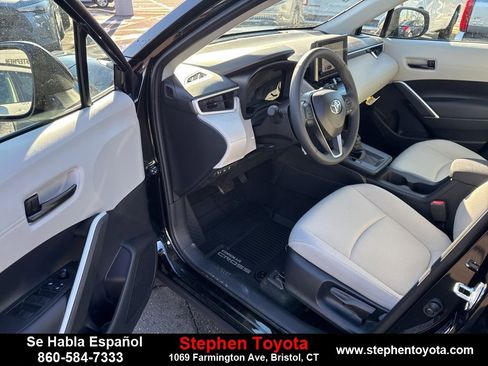 New 2026 Toyota Corolla Cross LE image 12