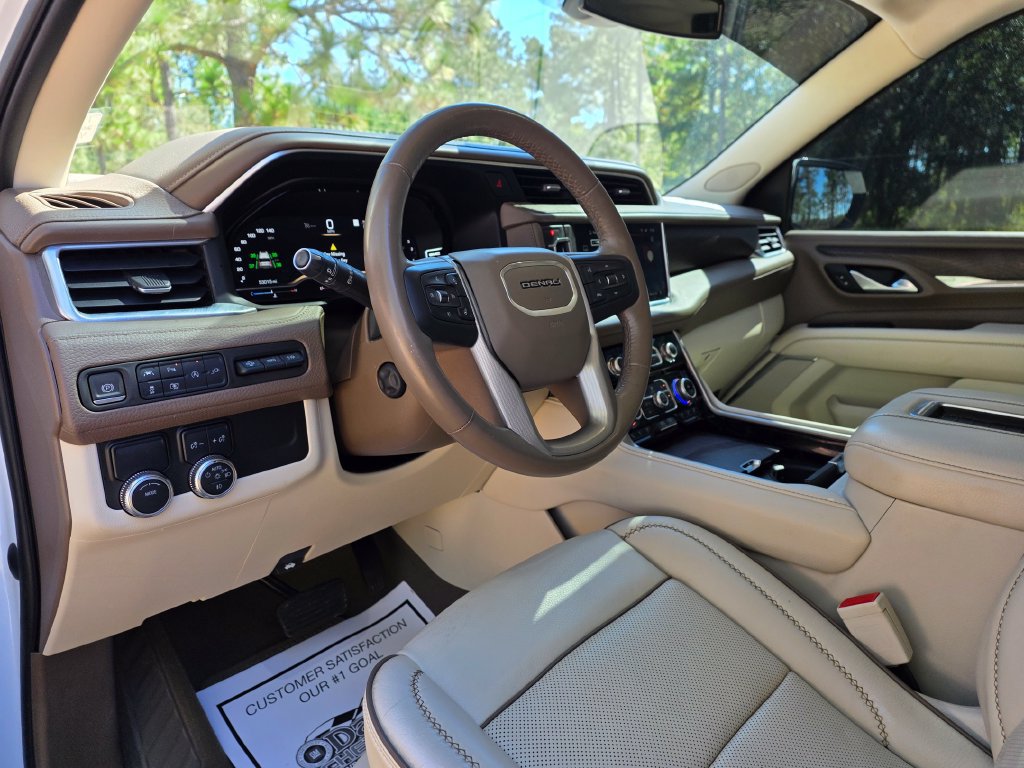 Used 2022 GMC Yukon Denali RWD image 14