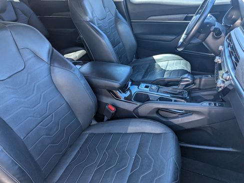 Certified 2022 Kia Telluride SX w/ SX Prestige Package image 10